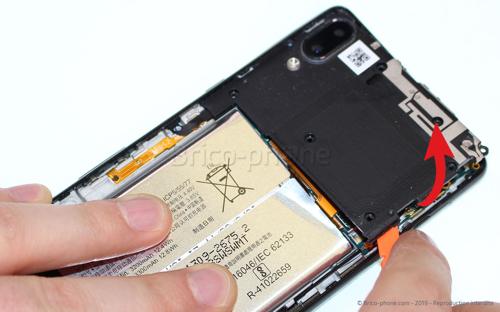 Changement du bloc écran avec châssis sur Xperia L3 - L3 Dual photo 2