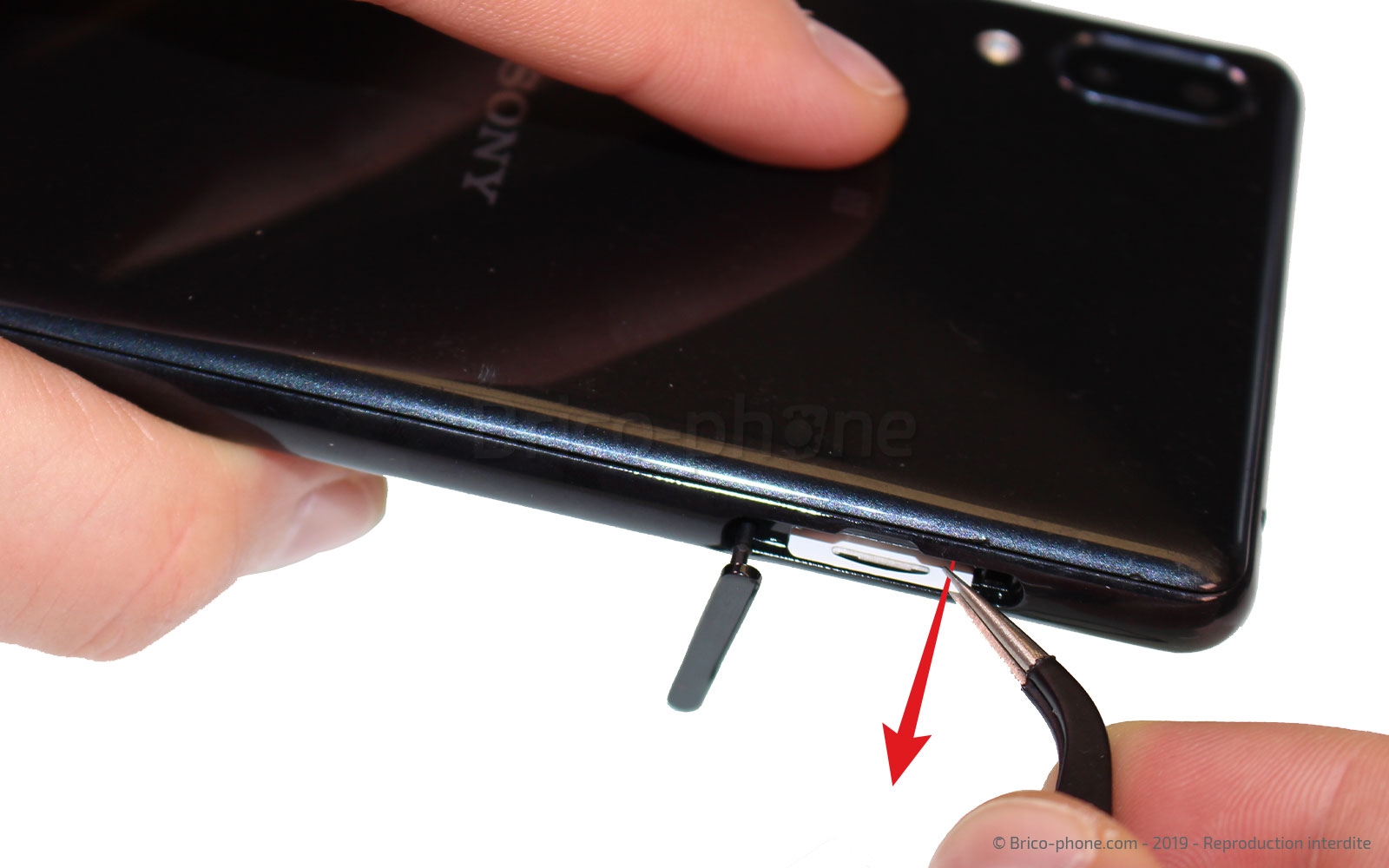 Changement du connecteur de charge sur Xperia L3 - L3 Dual photo 3