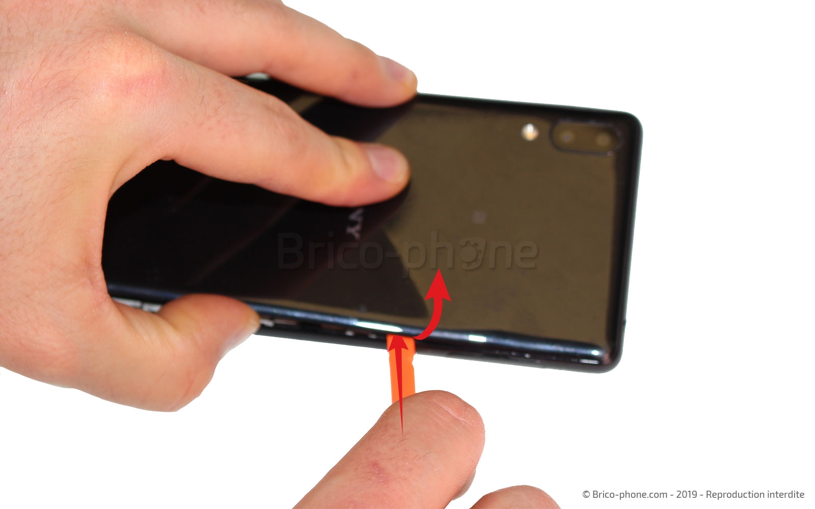 Changement du connecteur de charge sur Xperia L3 - L3 Dual photo 2