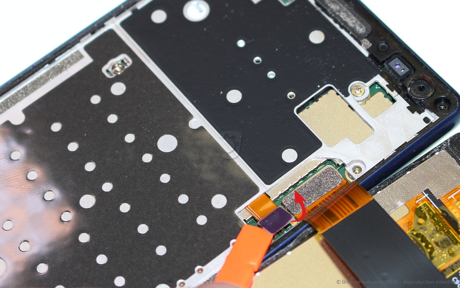 Changement de connecteur de charge sur Xperia 10 photo 3