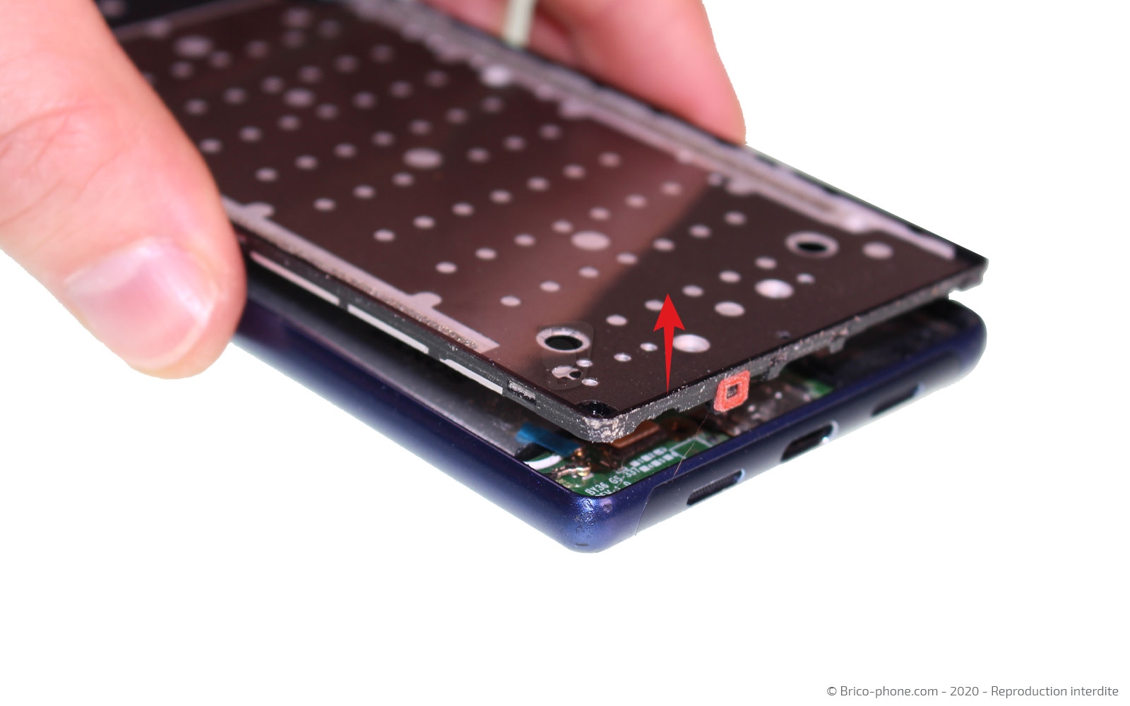 Changement de connecteur de charge sur Xperia 10 photo 2