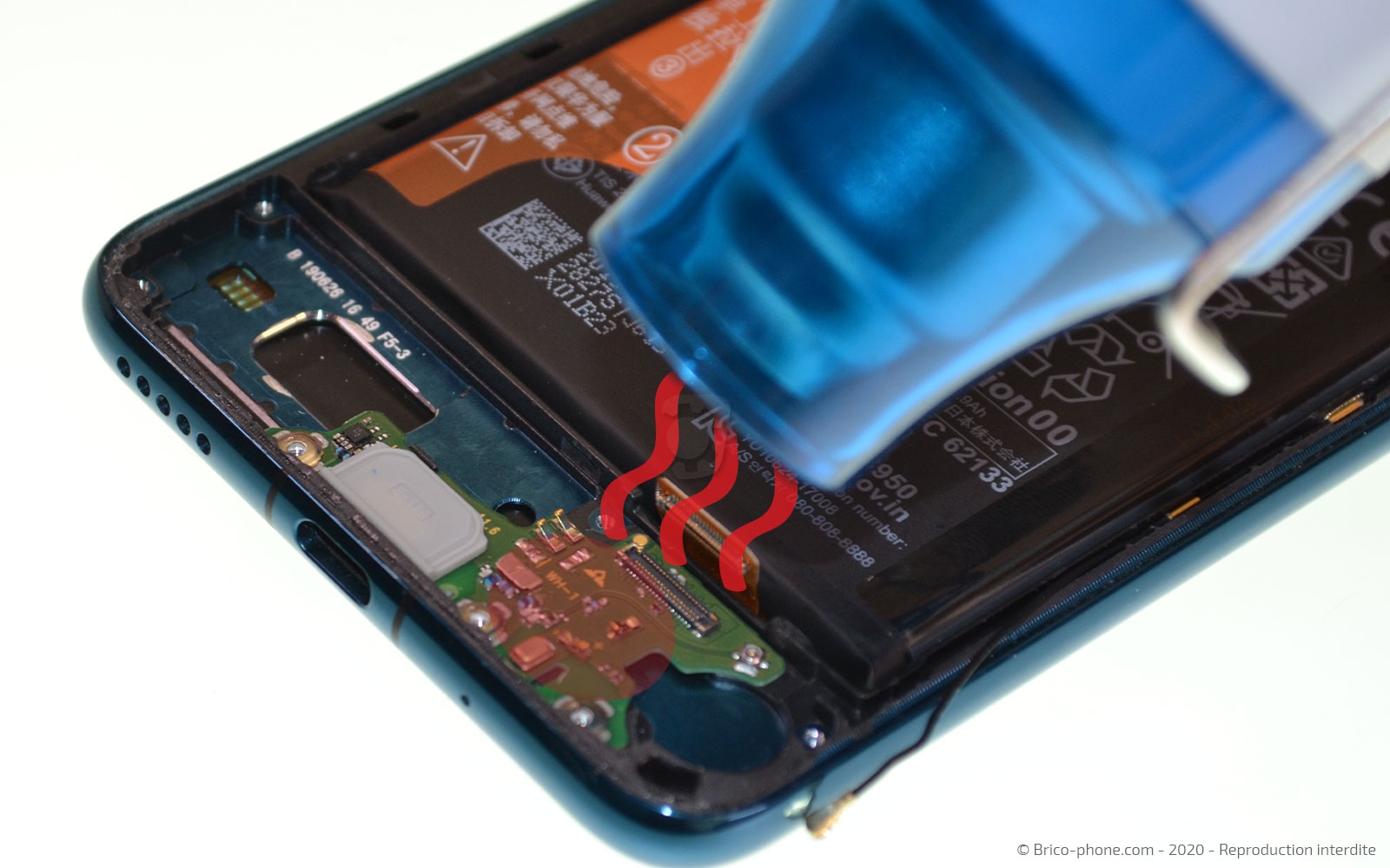 Changement du connecteur de charge sur Honor 20 Pro photo 2