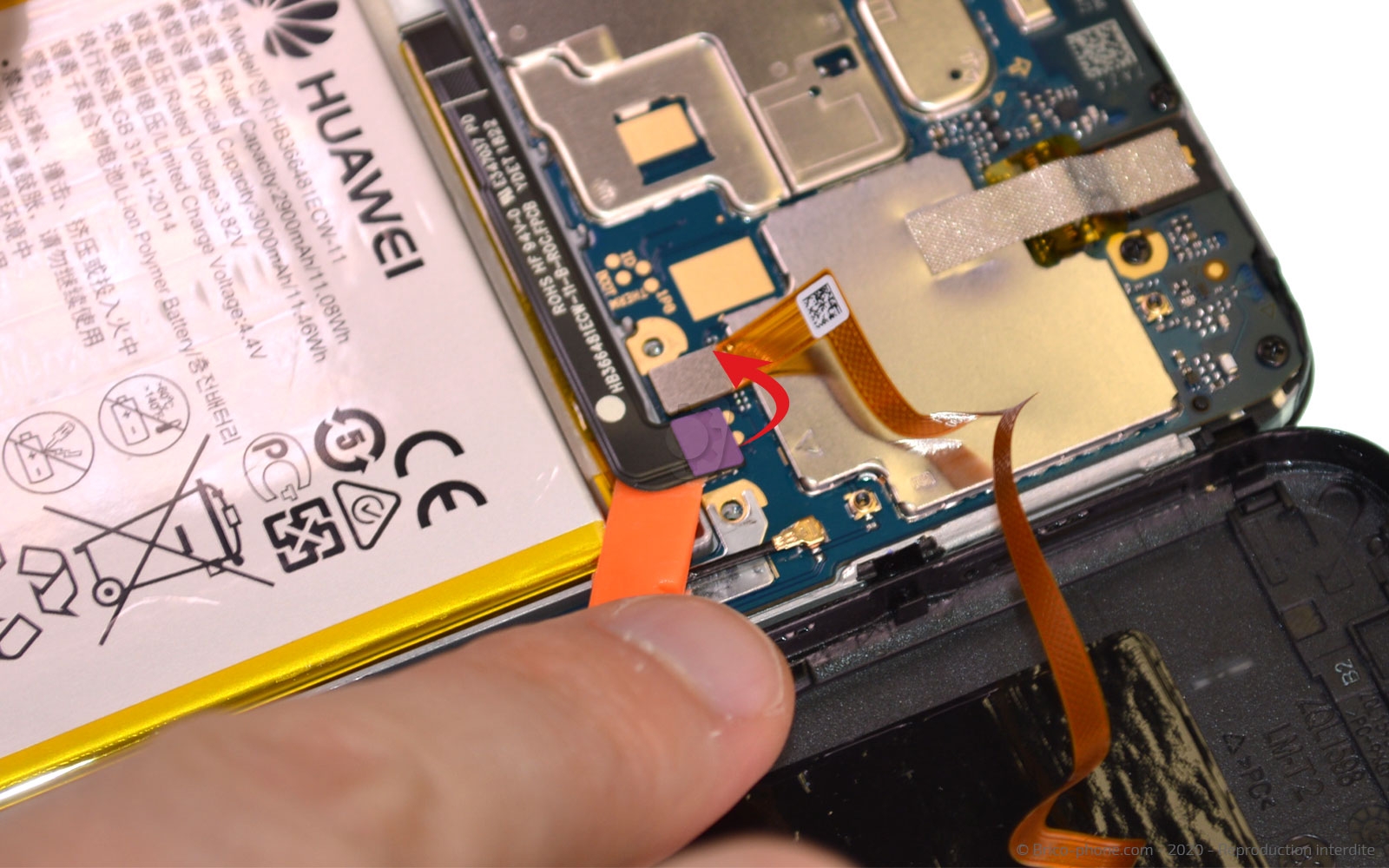 Changement de batterie sur Y7 2018 photo 3