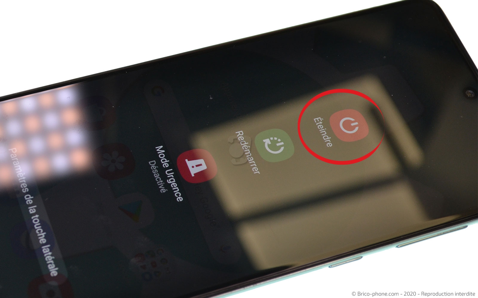 Changement de la vitre arrière sur Galaxy A71 photo 4