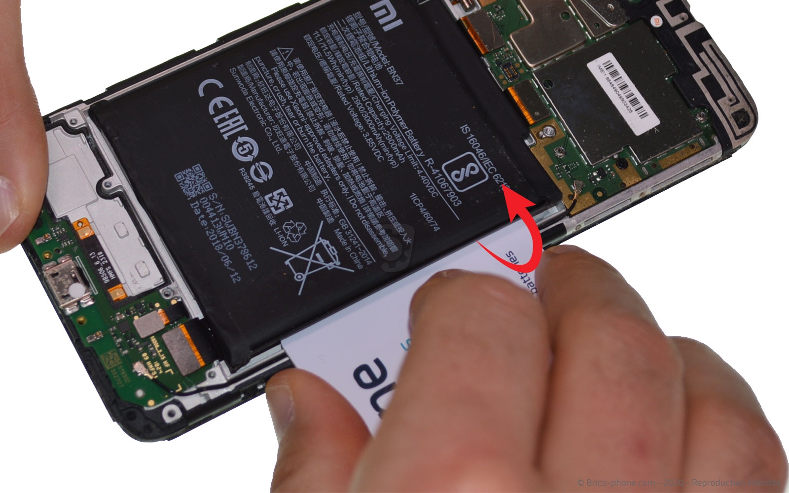 Changement de batterie sur Redmi 6 photo 3