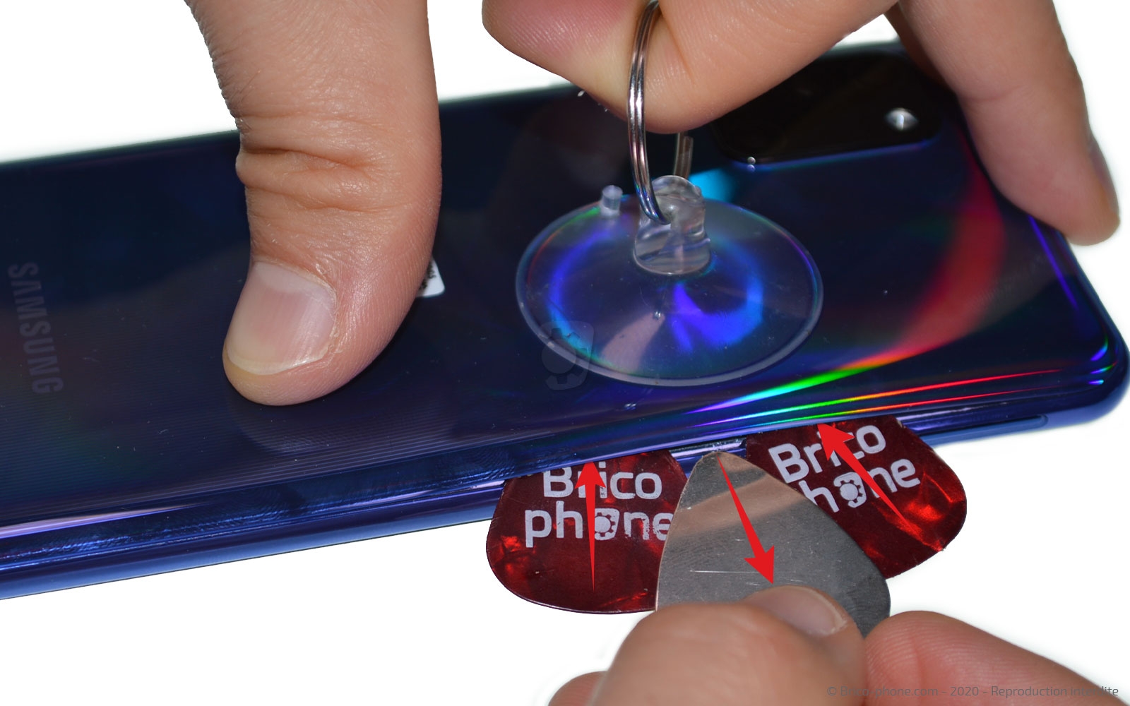 Changement de la vitre arrière sur Galaxy A31 photo 4