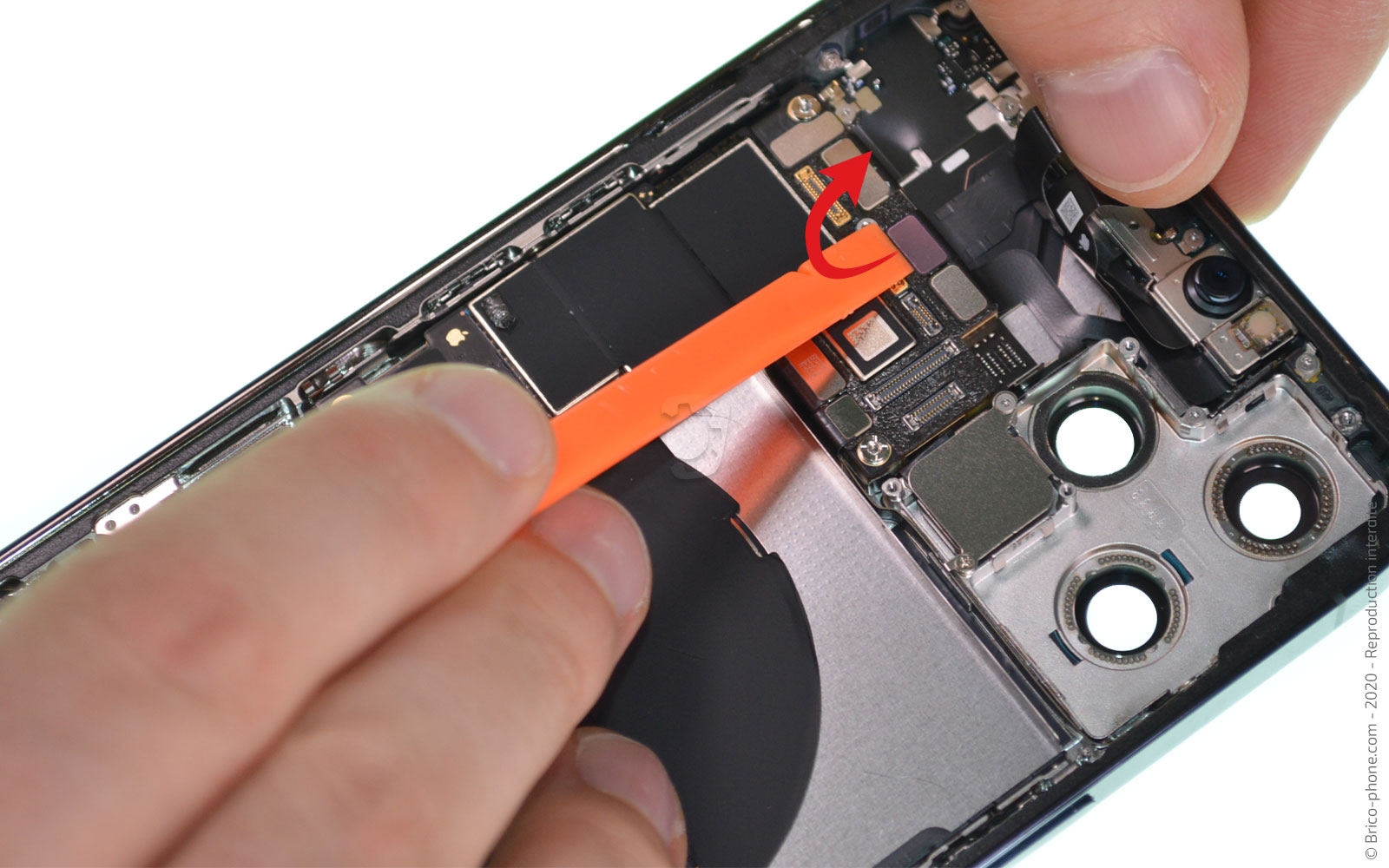 Démontage complet sur iPhone 12 Pro Max photo 2