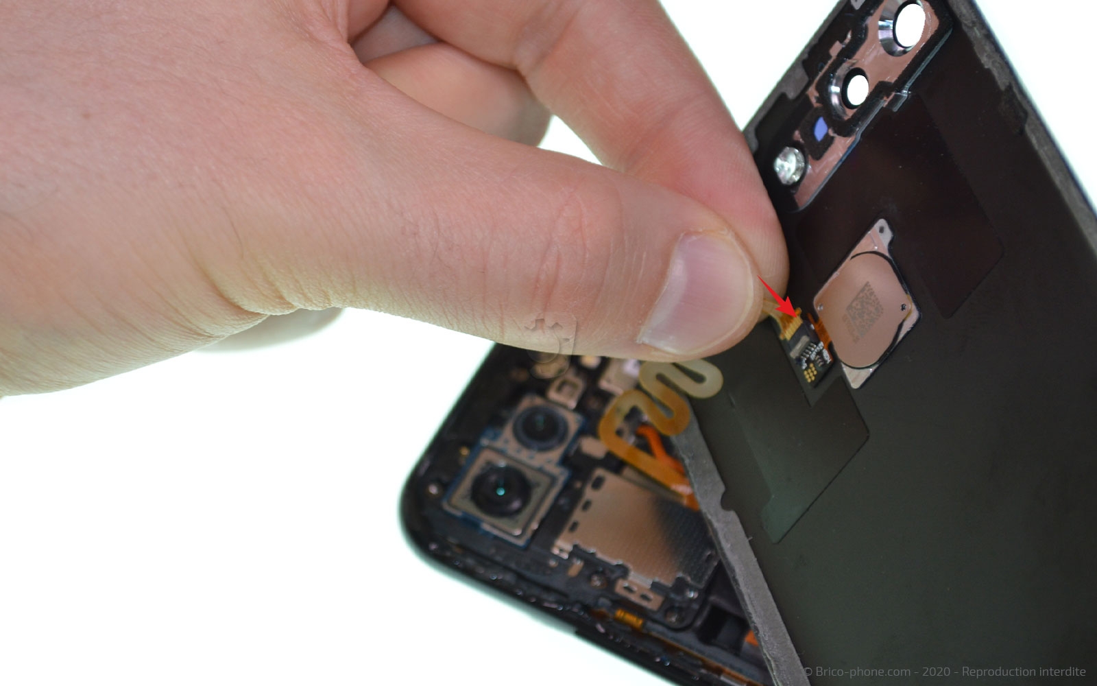 Changement de la vitre arrière sur Honor View 20 photo 3