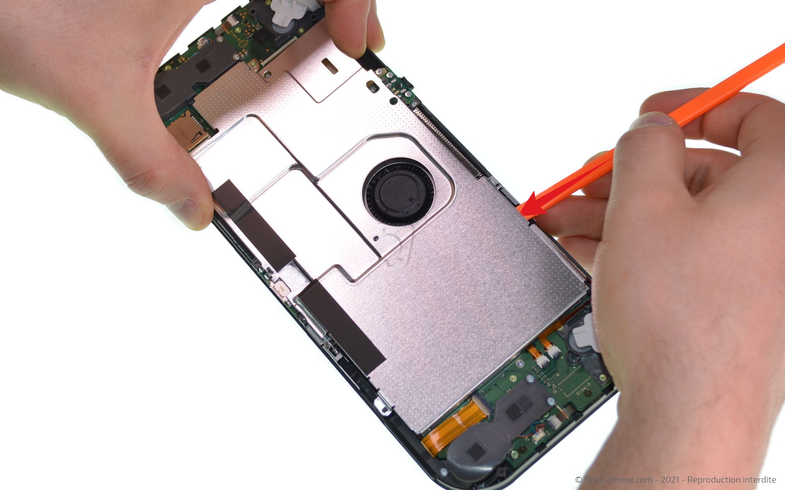 Changement de la vitre tactile ou du LCD  sur Switch Lite photo 3