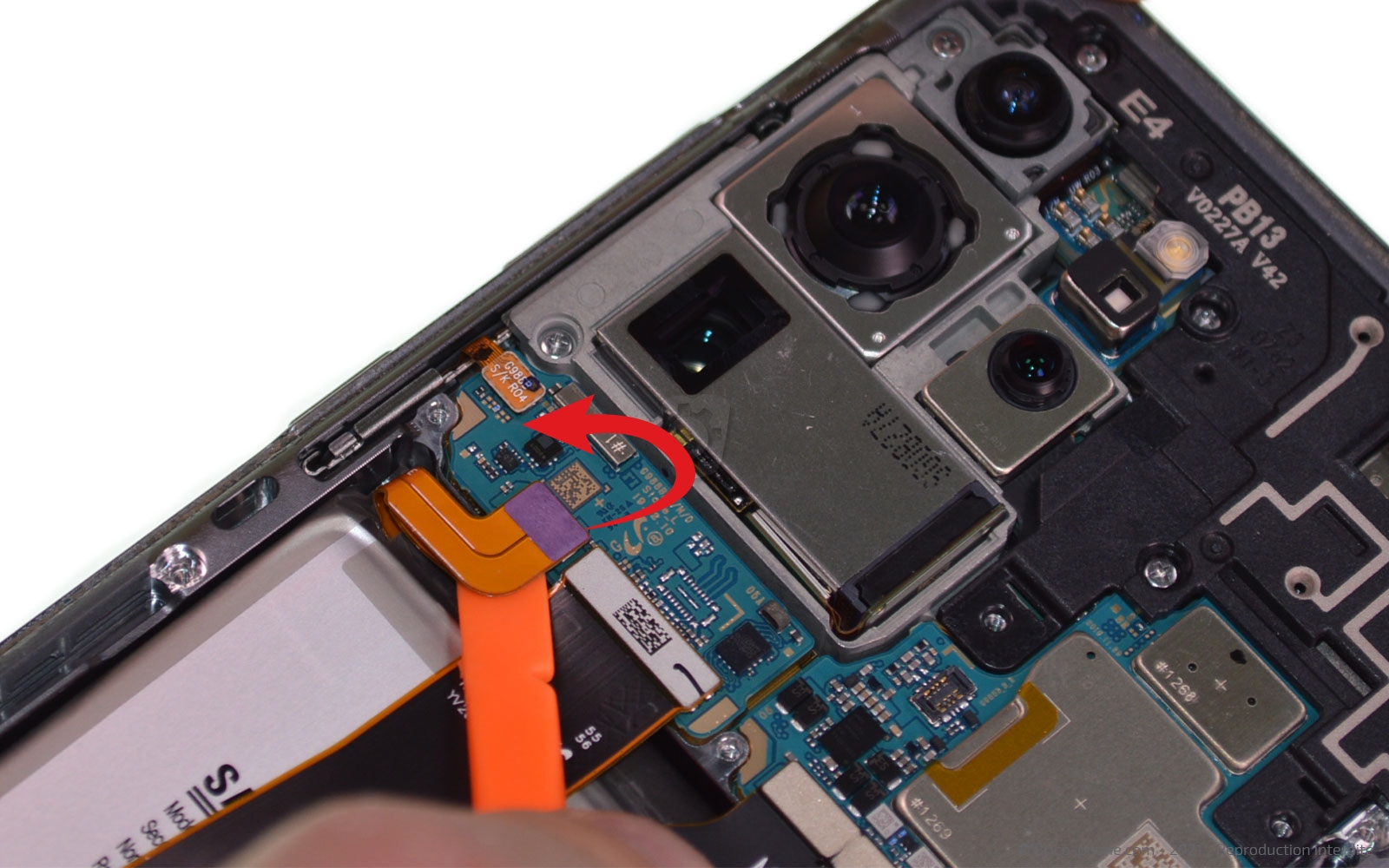 Changement du connecteur de charge sur Galaxy S20 Ultra photo 4