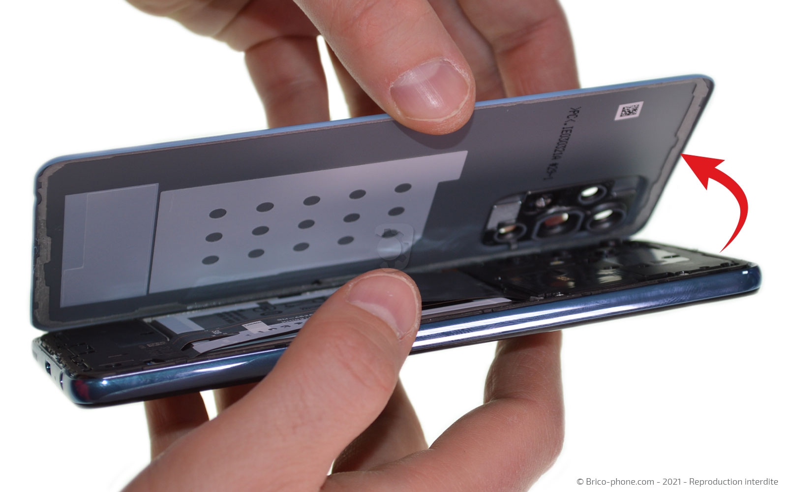 Changement de batterie sur Galaxy A52 photo 4