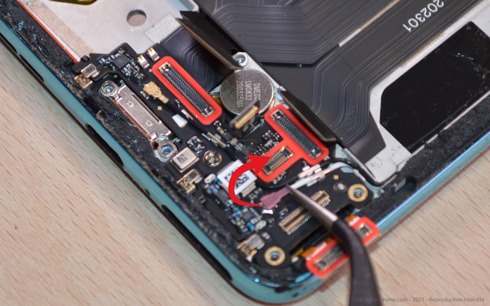 Démontage complet sur OnePlus Nord photo 4