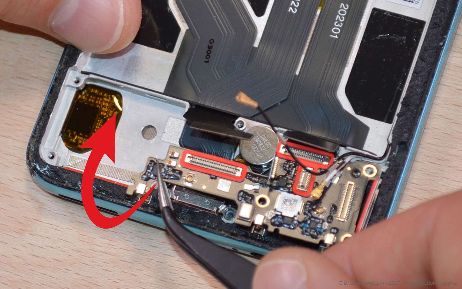 Démontage complet sur OnePlus Nord photo 3