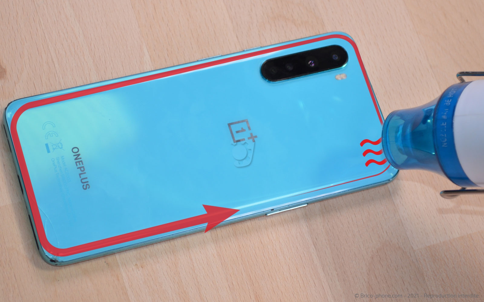 Changement de la vitre arrière sur OnePlus Nord photo 2