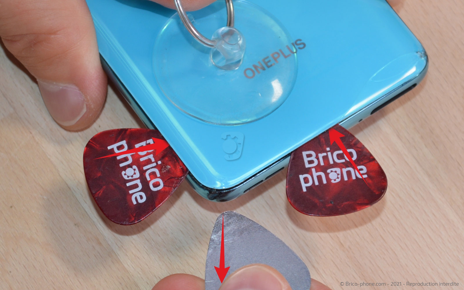Changement de la vitre arrière sur OnePlus Nord photo 1