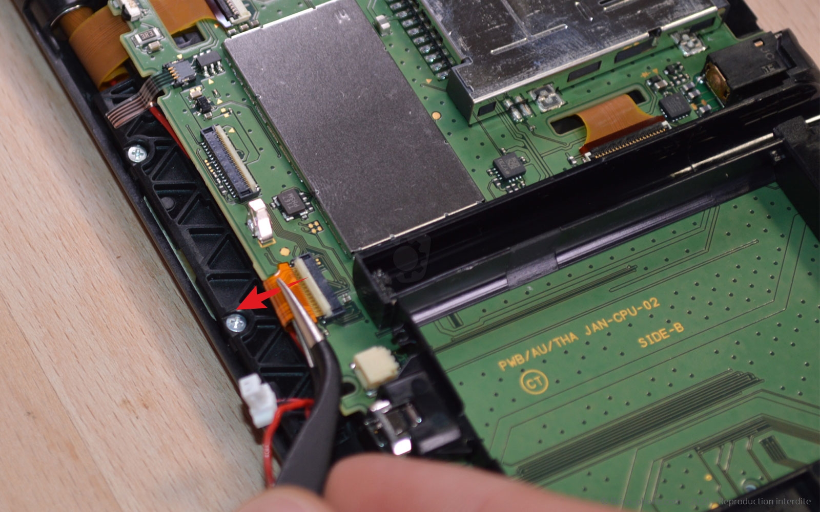 Changement de la vitre tactile et/ou du LCD sur New 2DS XL photo 4