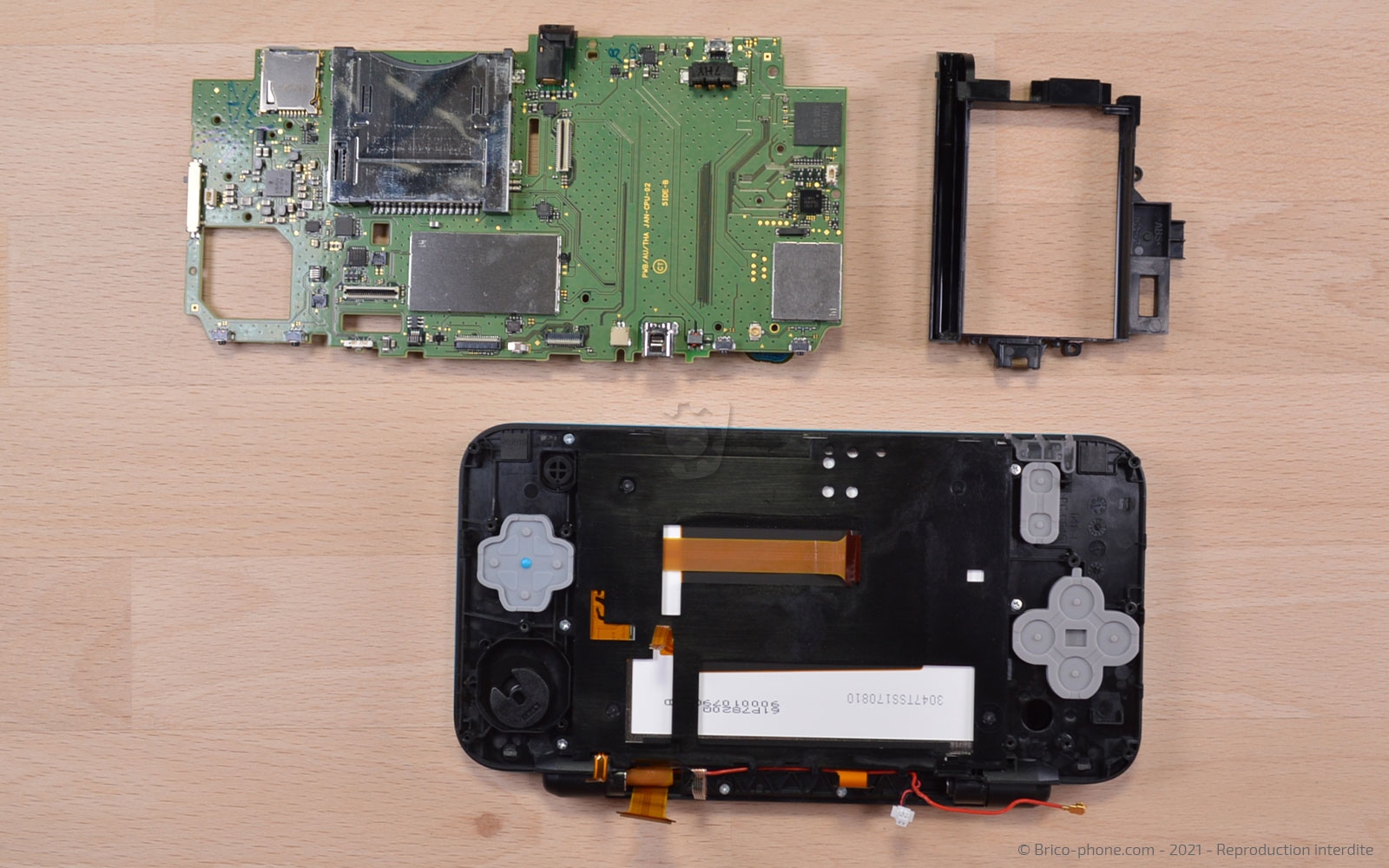 Changement de la vitre tactile et/ou du LCD sur New 2DS XL photo 4